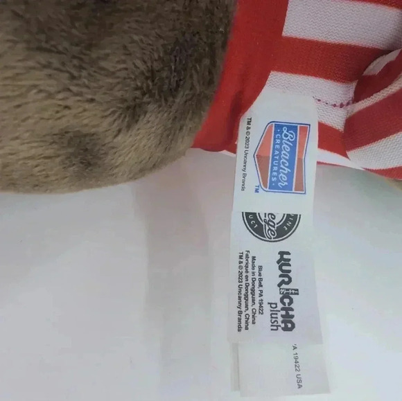 Wisconsin Badgers Bucky Badger 10" Mascot Plush Figure  NWT. Bleacher Creature - Picture 3 of 5